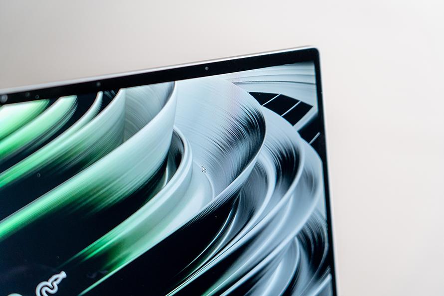 雷蛇razerbook13粉晶版评测,razerbook