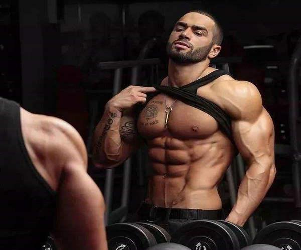 这个动作每天坚持100下手臂变粗,怎么让手臂变粗最有效方法