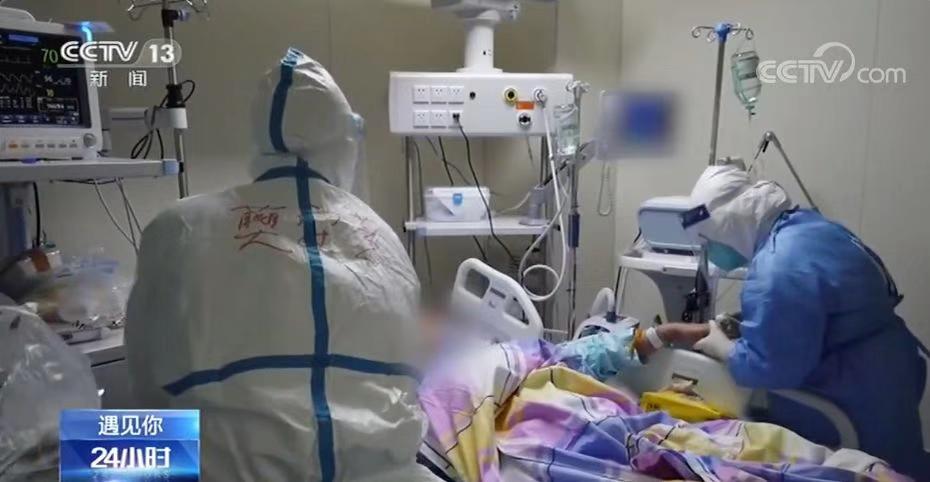 疫情面前,请看看他们......