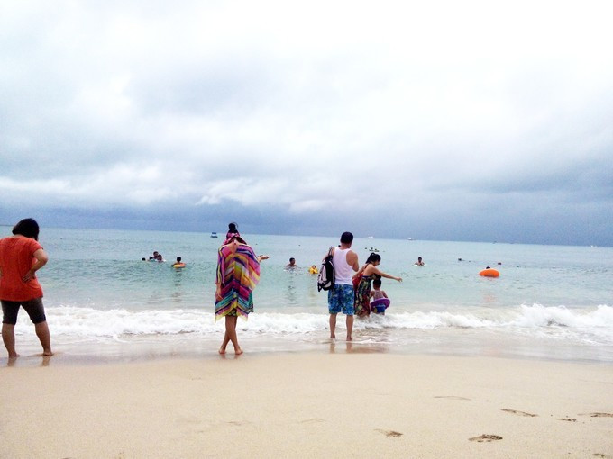 去热带的岛屿游泳,去热带旅行