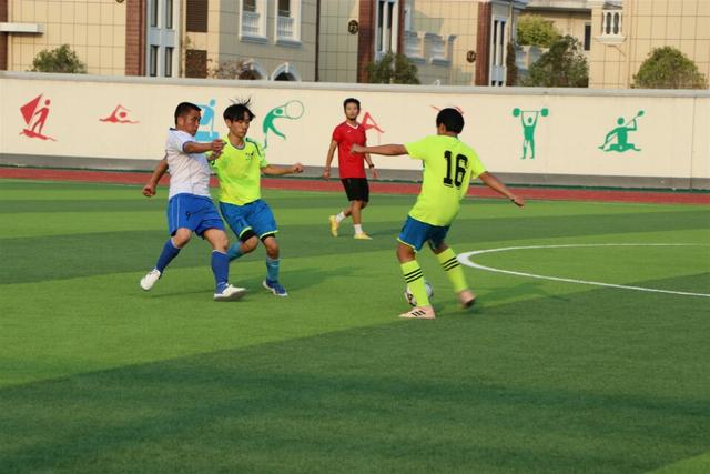 东至大渡口中学一一七秩赓传薪火.球赛献礼中华