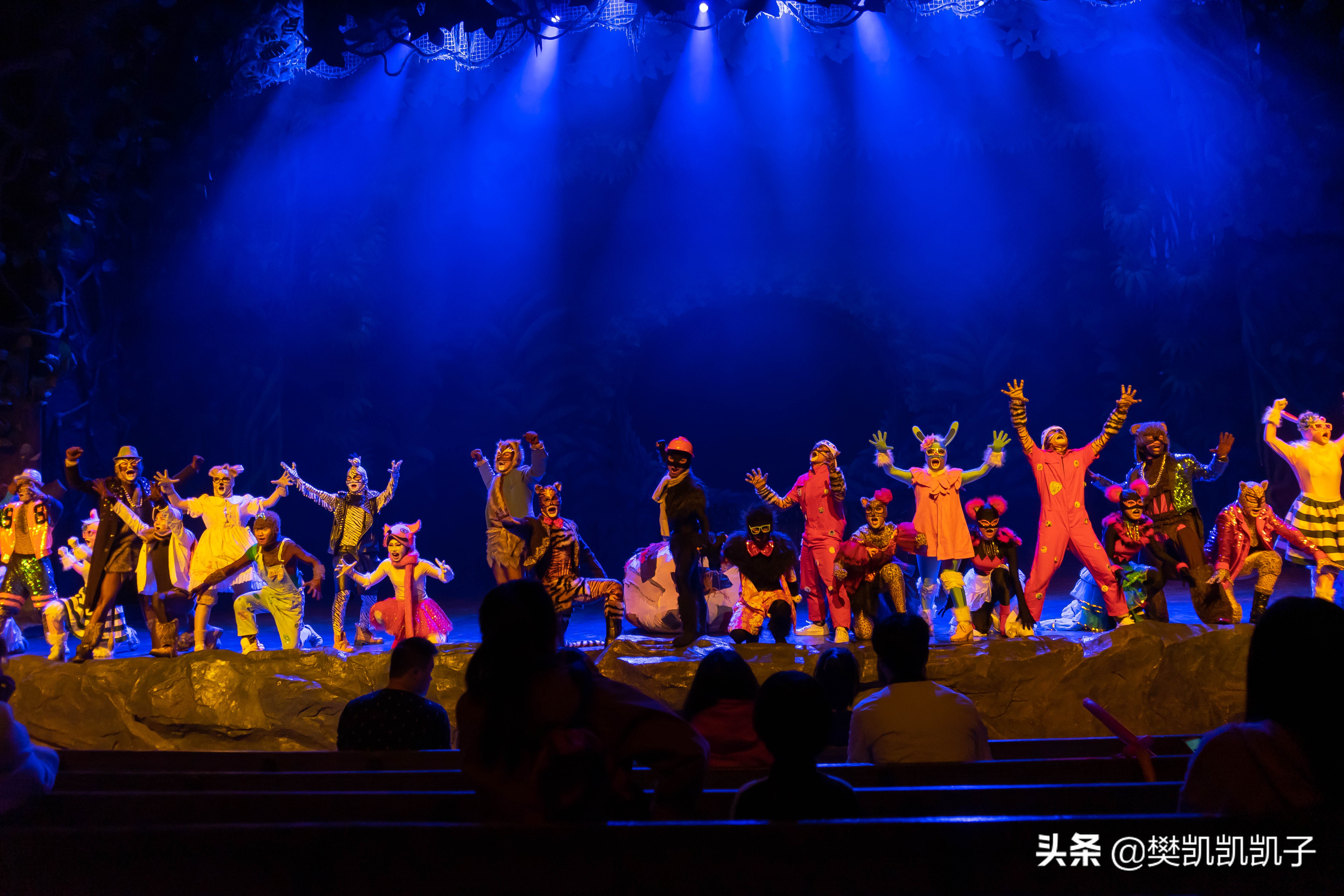 厦门方特冰雪节巡游几点,厦门方特圣诞节有飘雪吗