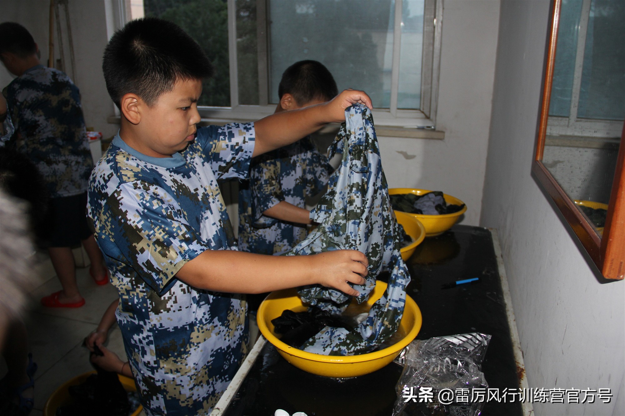 小孩太过于娇宠怎么办,父母对孩子的过分娇宠溺爱