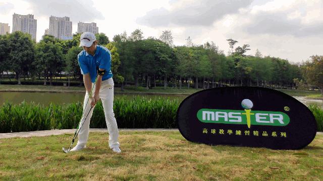 怎样让挥杆看起来更轻松,完美挥杆动作大全