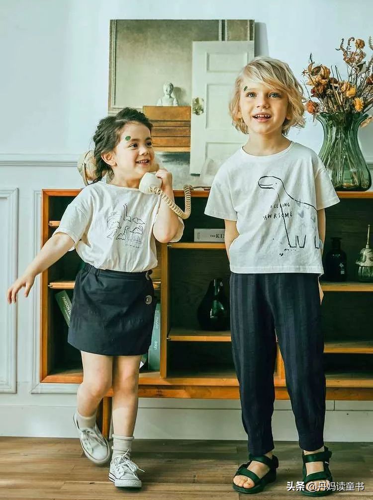 夏季流行的裙子童装,夏天连衣裙短袖童装