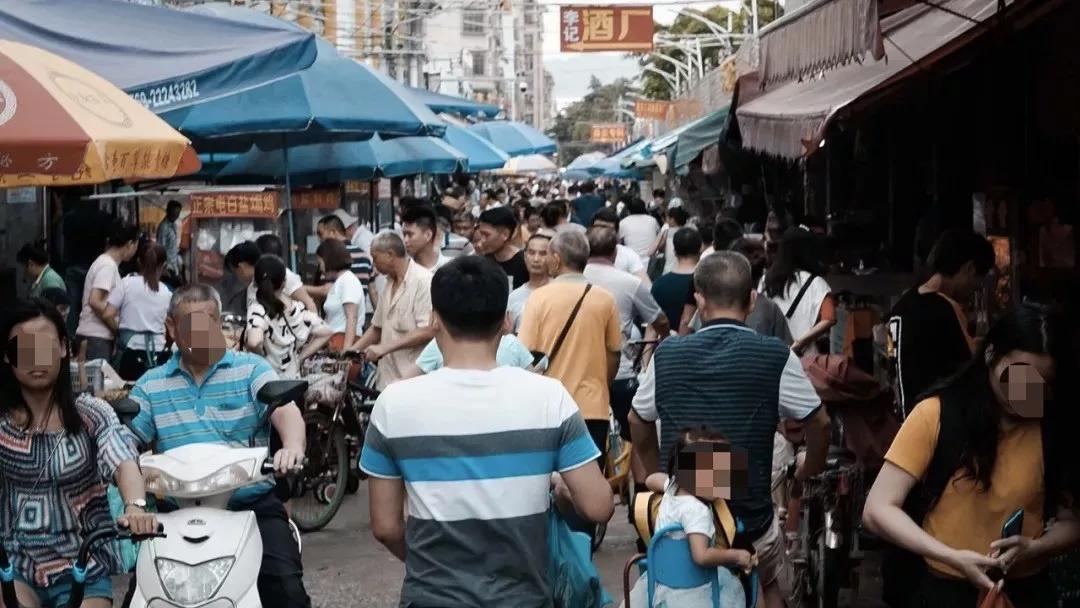 成都二胎年薪30万算什么水平,三线城市家庭收入多少才能生孩子