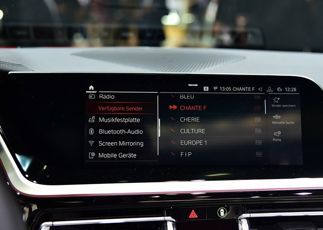 保时捷718和宝马z4哪个好,最便宜宝马两座跑车