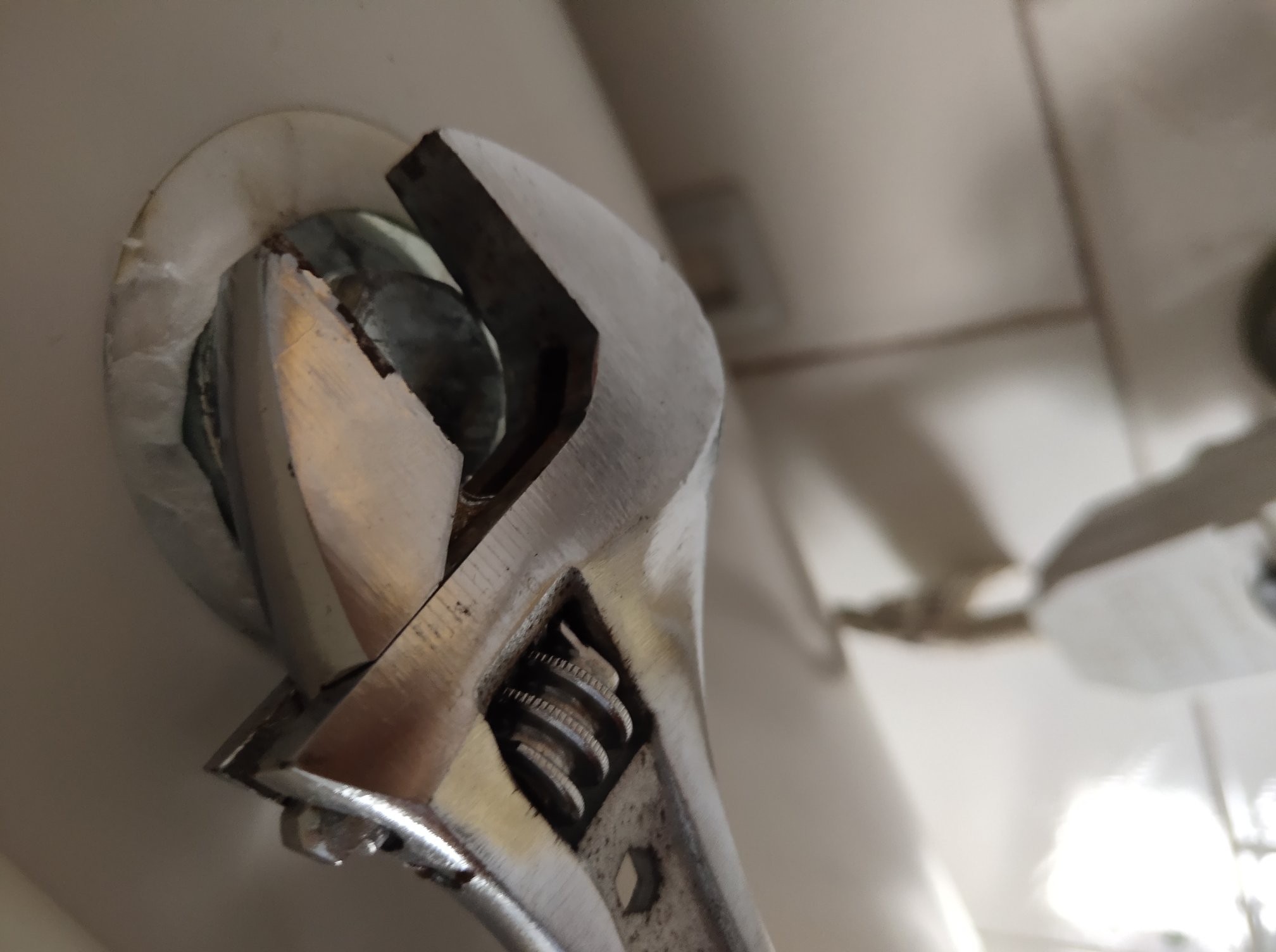 海尔热水器换镁棒视频教程,四季沐歌热水器怎么换镁棒