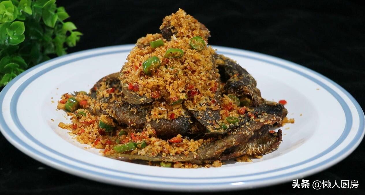 红烧泥鳅不放辣椒的家常做法视频,不放辣椒教你泥鳅鱼怎样烧才好吃