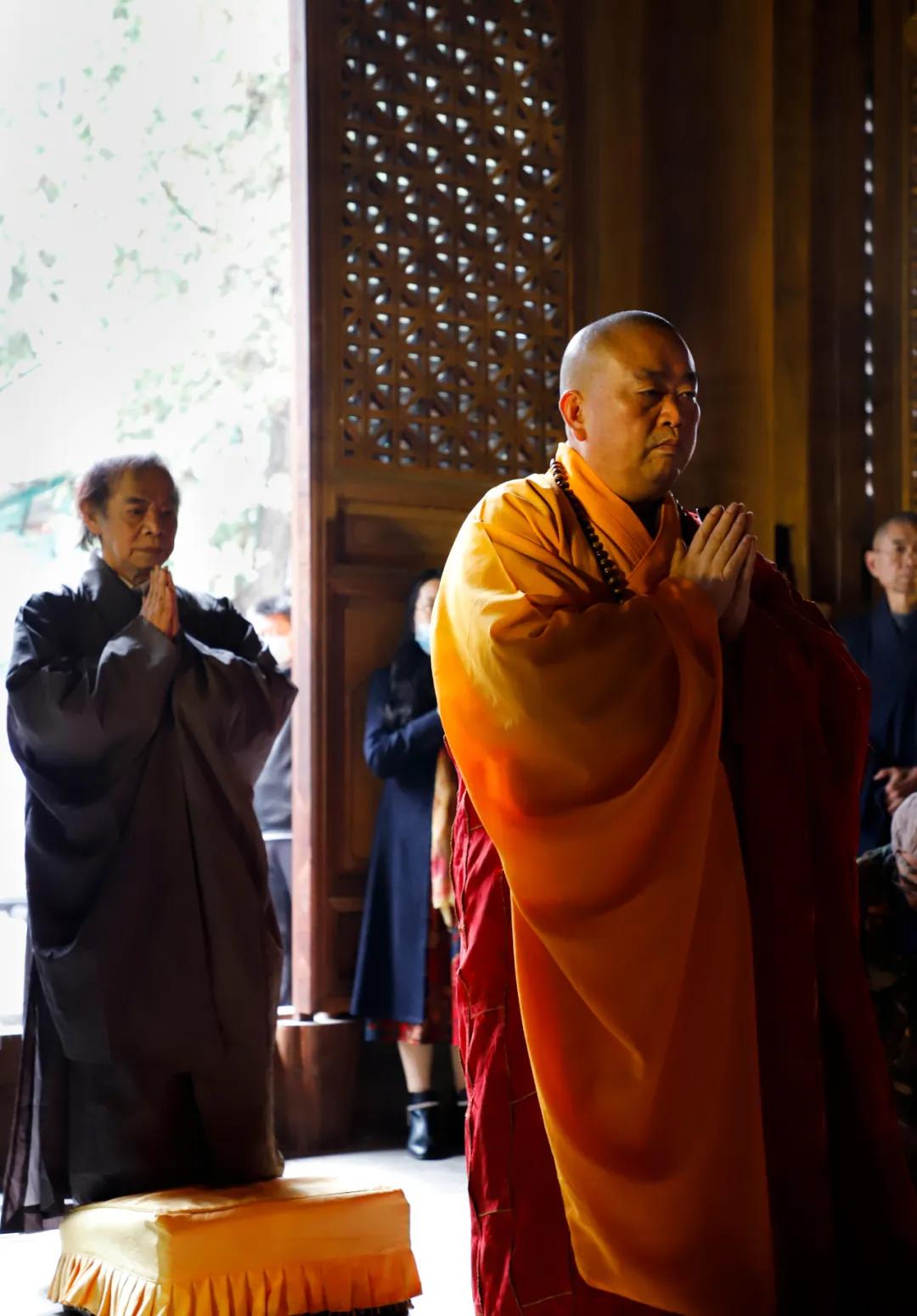 老衲蔡志忠，法号释延一