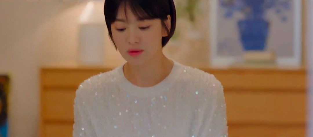 比起《男朋友》剧情，宋慧乔的大衣和高领衫更值得看！