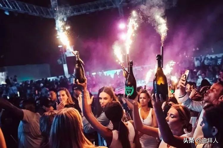 迪拜小哥哥的酒吧,迪拜最奢华的酒吧