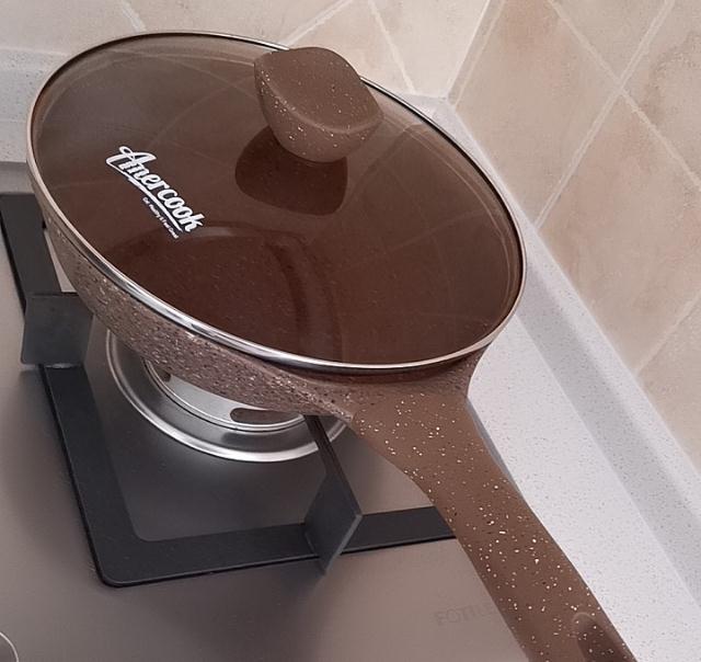 网上买的不粘锅怎样辨别真假,如何辨别真正的不粘锅