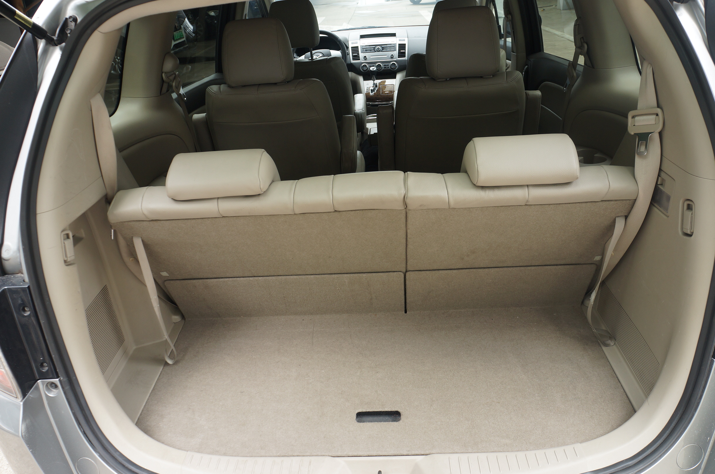 马自达8mpv二手,老款mpv马自达8