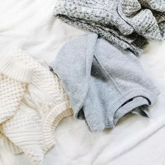 羊毛衣能用含酶洗衣粉吗,羊毛衣可以用洗衣粉吗