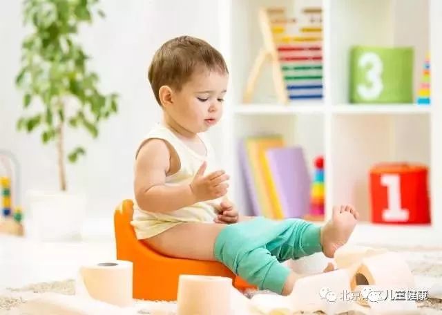 六个月宝宝教育教学方法,六个月婴儿注意事项及养育方法