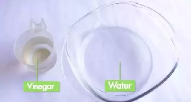 袜子脏了怎样洗白不用小苏打,洗白袜子加什么能洗干净