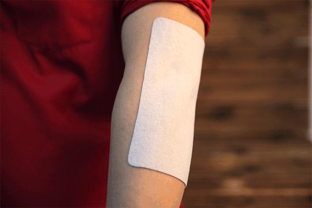 贴膏药有好转还可以贴多少天 (贴膏药一般几小时更换为最好)