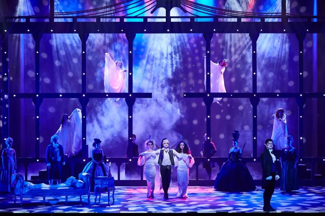 在“法扎盛开”的北京，《摇滚莫扎特》出圈了吗？