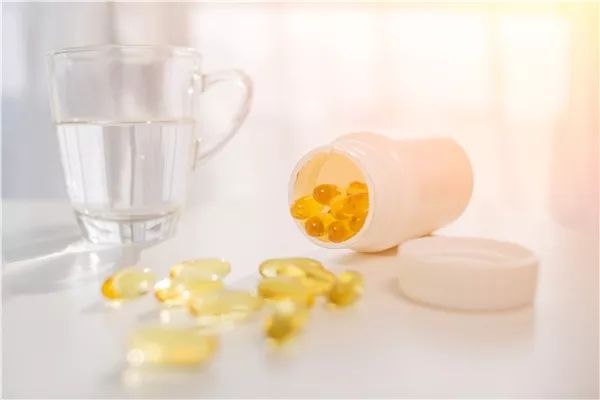 抗生素千万不要滥用,抗生素消炎药是不是少吃