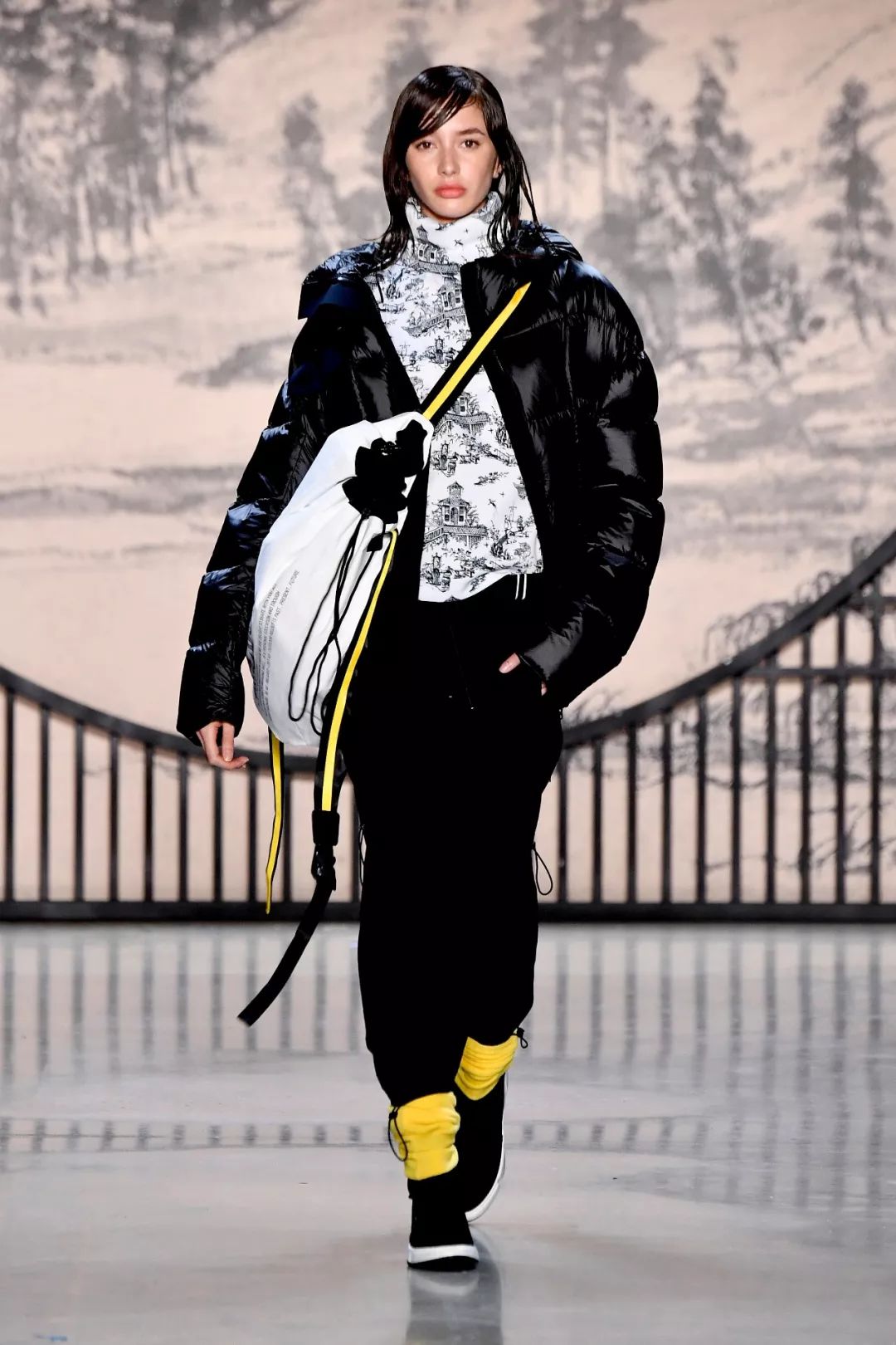 穿上你的羽绒服就再也不冷了,告别波司登