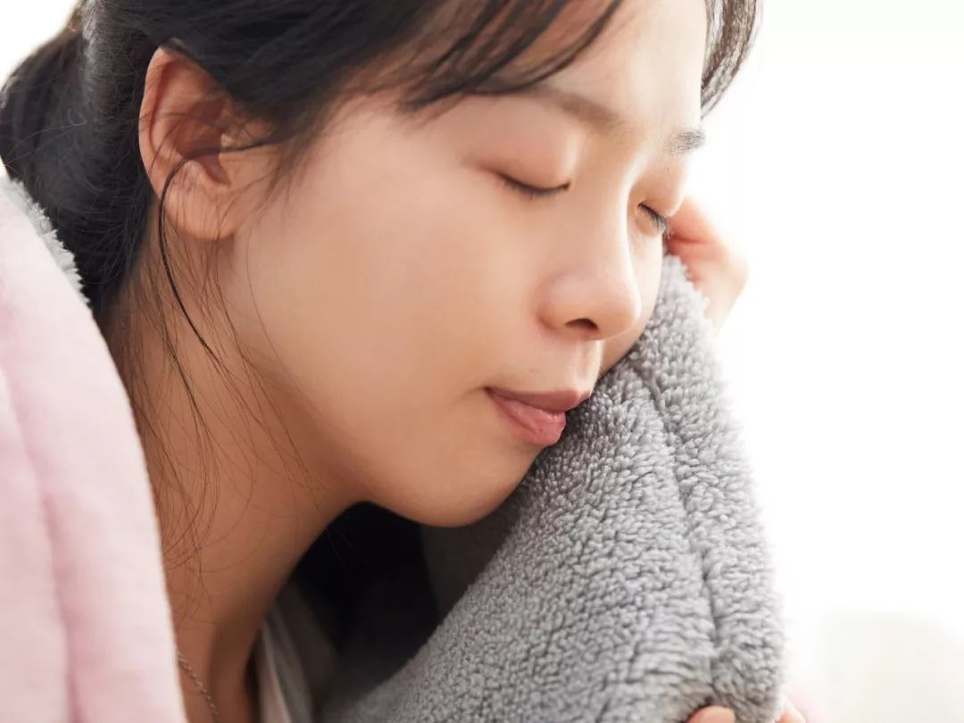 冬天盖着透气的毛毯,可以水洗的电热毛毯