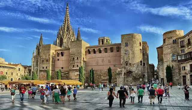 去西班牙旅行花销,去西班牙旅游最便宜的方法