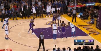 万圣节他扮演7年前的自己！打哭了所有人