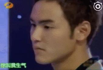 蜡笔小新无法抵挡蛋糕的诱惑,蜡笔小新被挤太阳穴