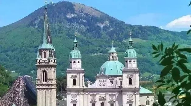 舒适的旅游体验,舒适惬意的欧洲小镇生活