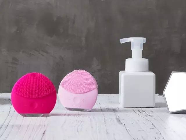 11.11超级团丨用手洗脸八千次，也不如用它洗一次干净