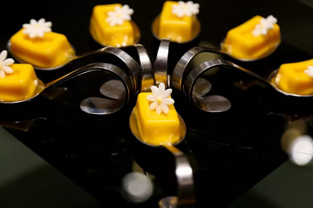 福利‖带上你的plus胃，郑州这家海鲜自助餐厅鲍鱼螃蟹吃到醉！