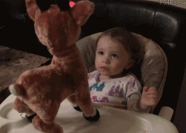 “为了报复女友送我假AJ，我给她准备了一盒大蟑螂”