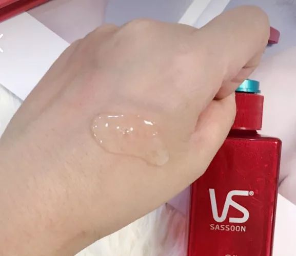 超市洗发水去屑控油柔顺蓬松推荐,男生用什么洗发水洗完柔顺蓬松