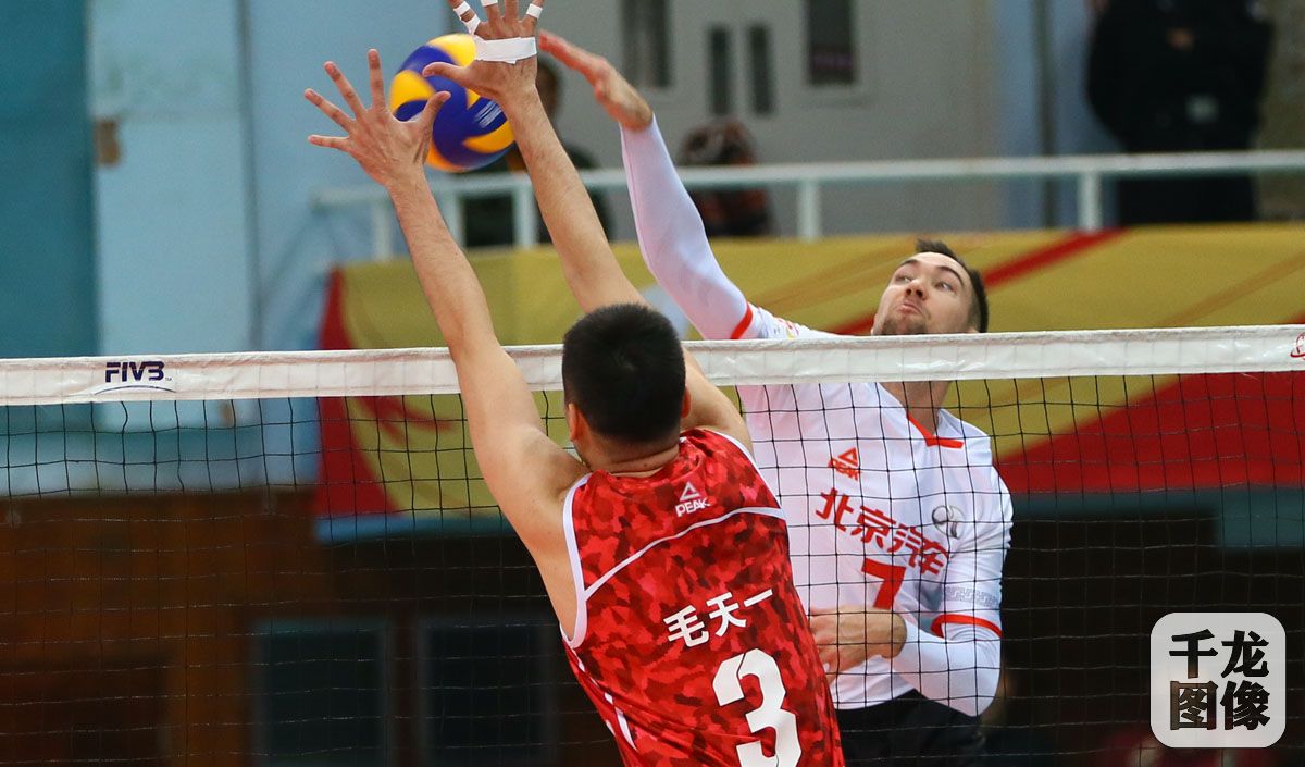 北京北汽男排挺进决赛目标卫冕,北汽男排排除困难积极备战联赛
