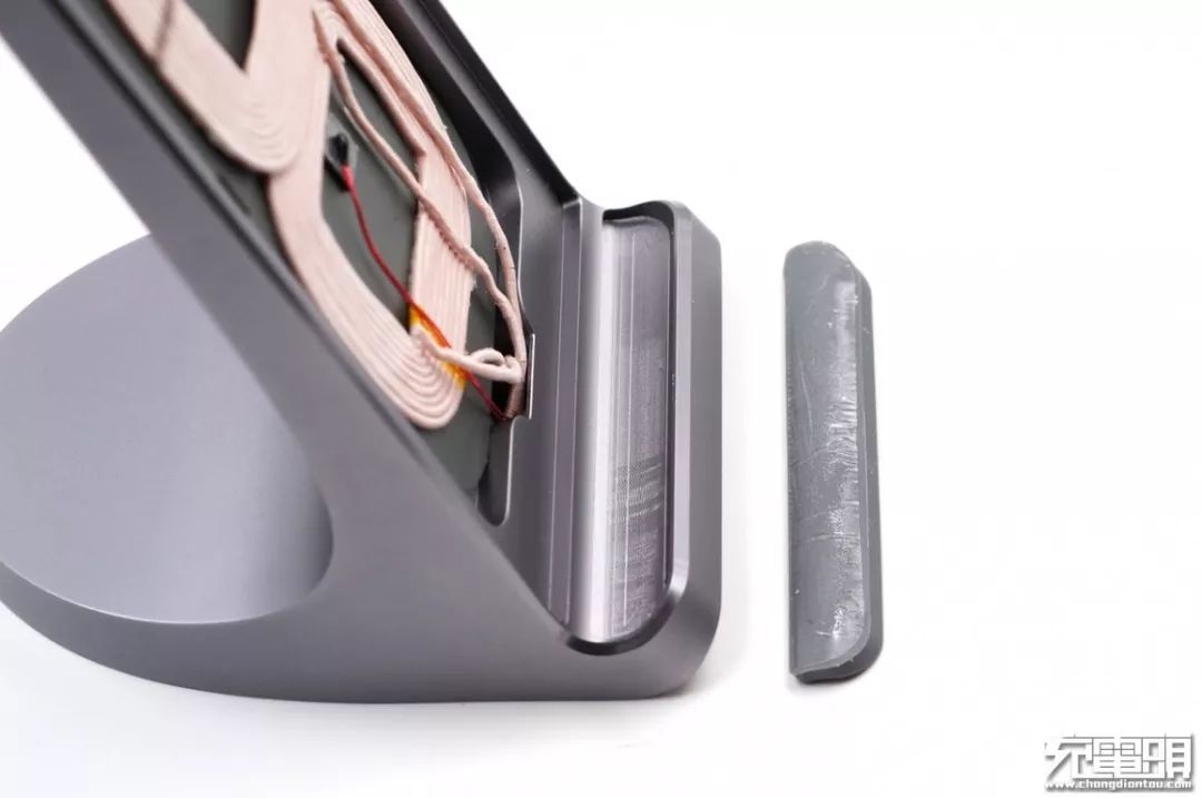 爱否s1无线充立式充电器,爱否开物pd充电器