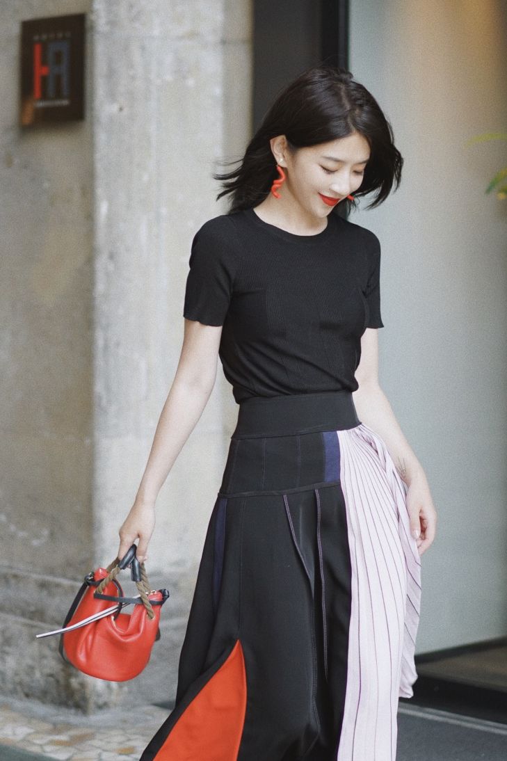 便宜又百搭的配饰有哪些,时髦又平价的服装配饰推荐