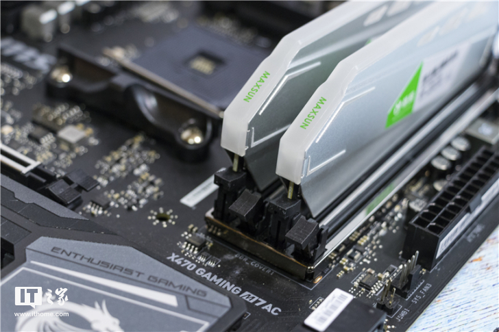 铭瑄复仇者m2固态硬盘使用多久,铭瑄复仇者3200内存能超频多少