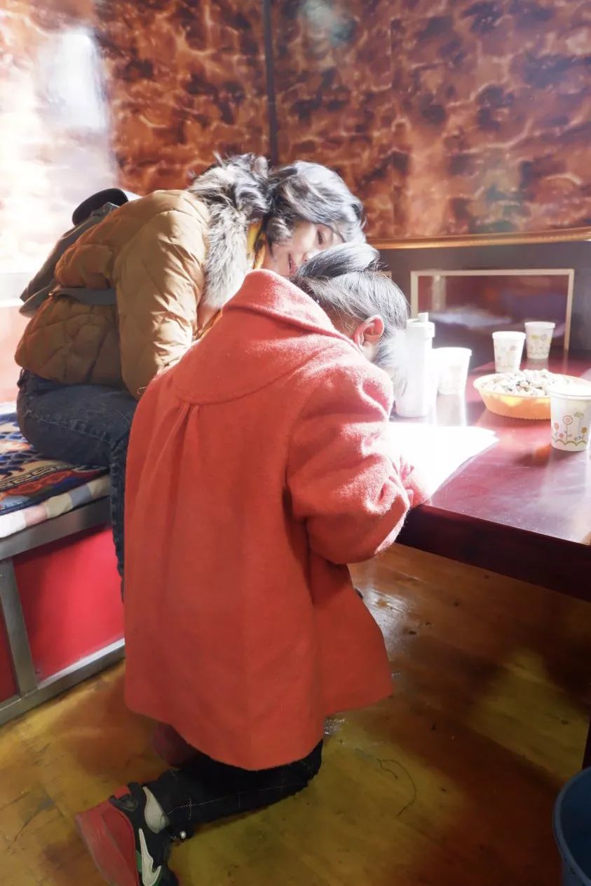 帮助贫困儿童的公益组织,帮助贫困儿童公益