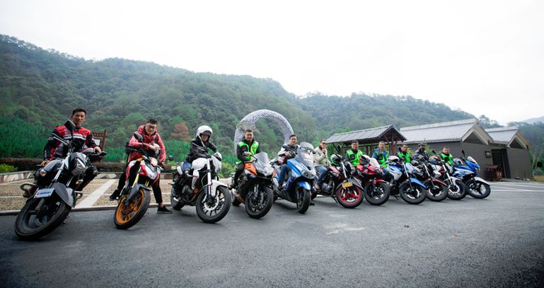 一路同行，“园丁”小哥哥眼中的豪爵！