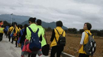 「信息速递」请为他们打Call!超2000人徒步50公里，只为做这一件事……