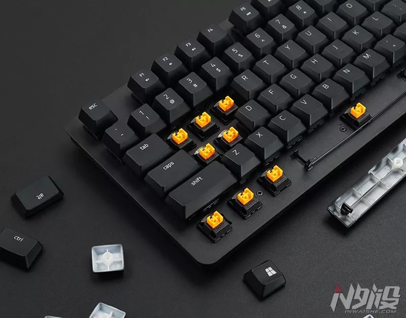 雷蛇黑寡妇蜘蛛x竞技版键盘鼠标,雷蛇黑寡妇v3键盘怎么下载驱动