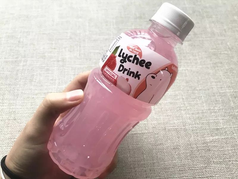 名创可乐杯测评,名创优品济州岛绿茶补水保湿乳