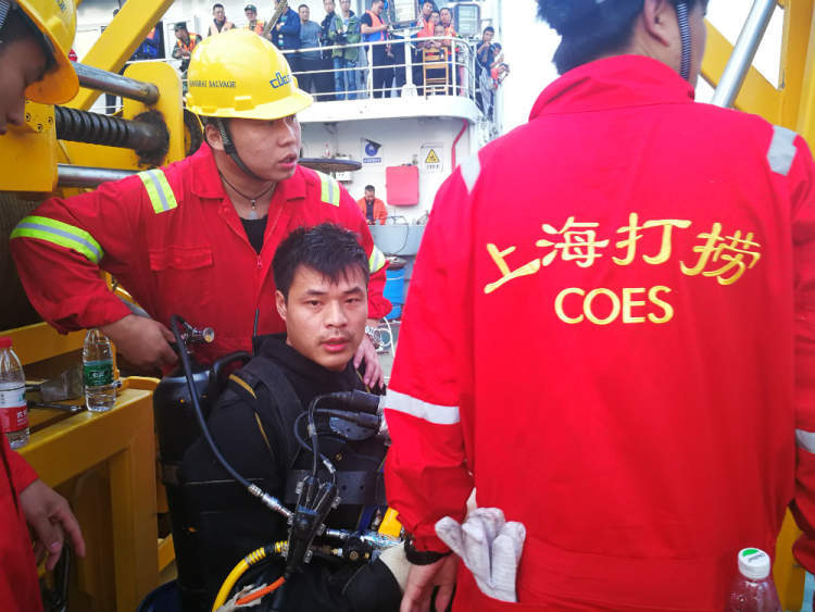 11.23｜周到晨报：巴黎春天不打烊启动！VIP专场十倍积分，换券队伍排出超百米