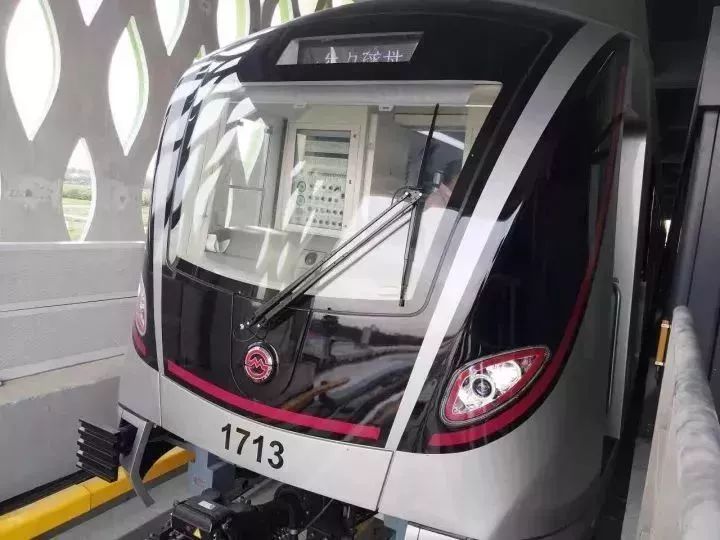 你出生的那天发生了什么大事件,你出生那年发生了什么