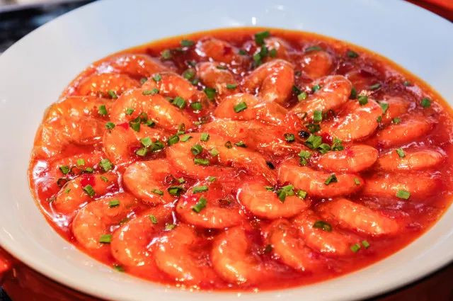 ¥238/位——“爱尔兰生蚝+15种海鲜”畅吃,还送波龙!乐队表演周末哈根达斯!这家希尔顿旗下酒店颠覆吃货想象!