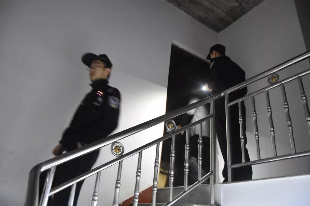 亮剑八闽｜深夜行动夜未眠，执行步伐不停歇！