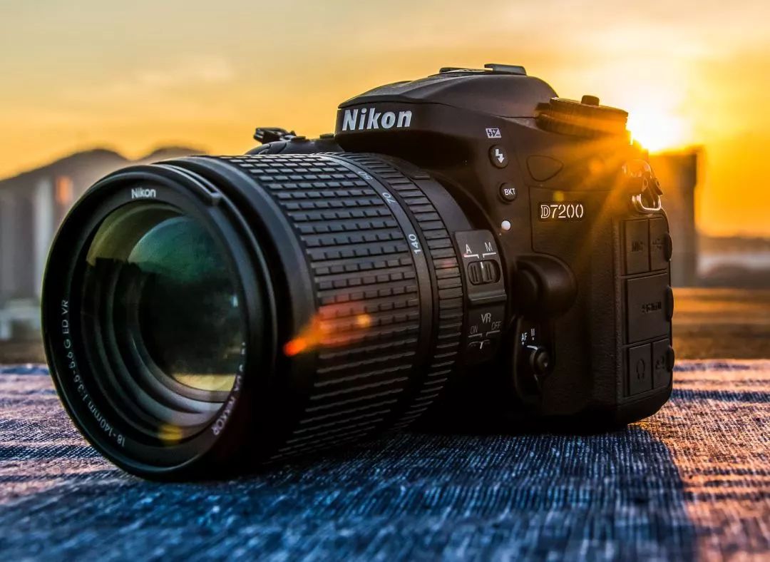 什么尼康相机性价比高,尼康哪款相机最值得入手