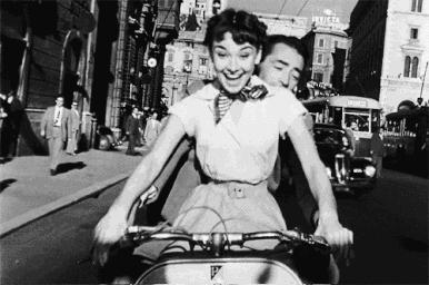 盘点拧不开瓶盖的女人,那些扭不开瓶盖的女人