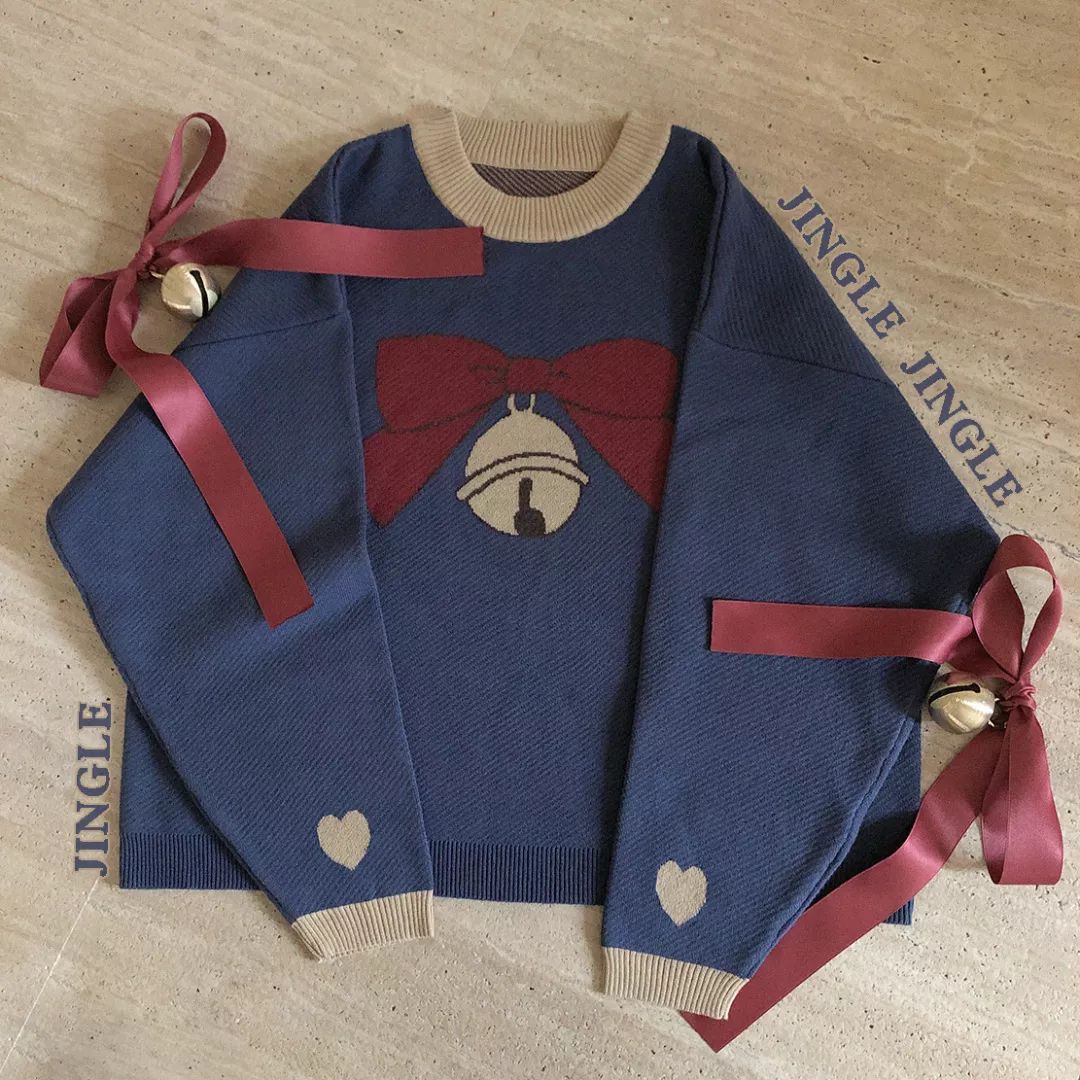 别再穿黑色了，这个颜色今年超流行，百搭时髦还显白显气质